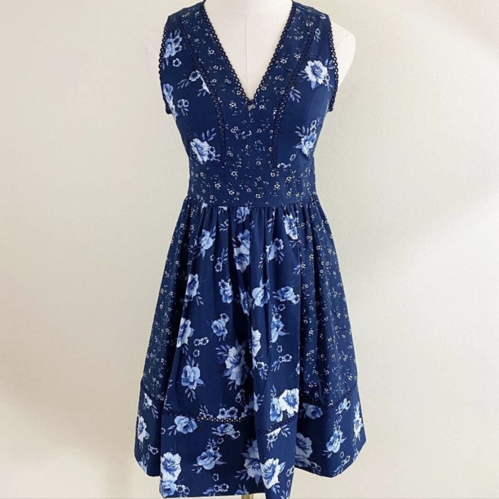 Kate Spade blue floral sleeveless midi dress
